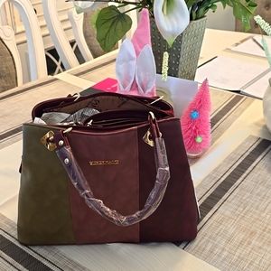 Woman Marks Pocketbook